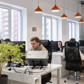 опенспейс с резидентами за работой